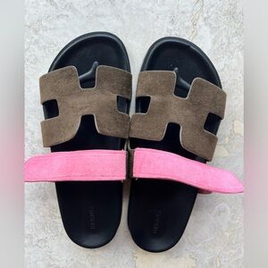H sandals